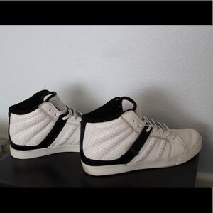 Supra Indy in White/Black - Size 8